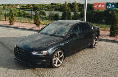 Седан Audi A4 2015 в 