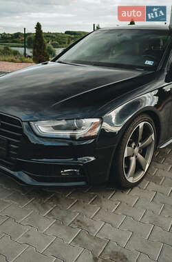 Седан Audi A4 2015 в 