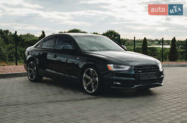 Седан Audi A4 2015 в 
