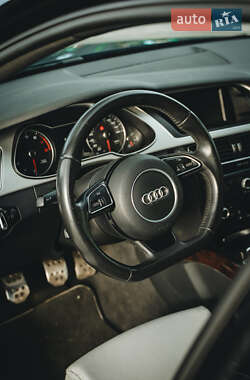 Седан Audi A4 2015 в 