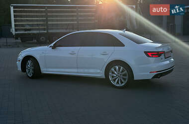 Седан Audi A4 2018 в 