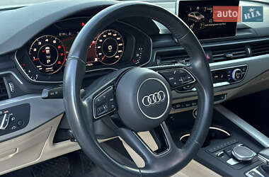 Седан Audi A4 2018 в 