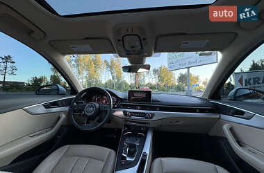 Седан Audi A4 2018 в 