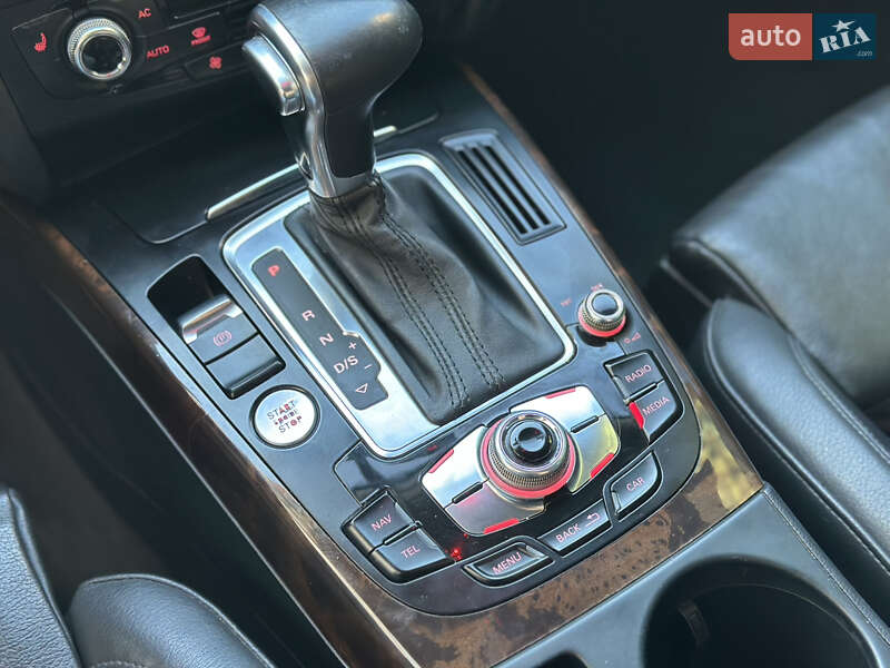 Седан Audi A4 2013 в Ивано-Франковске