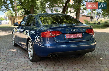 Седан Audi A4 2010 в 