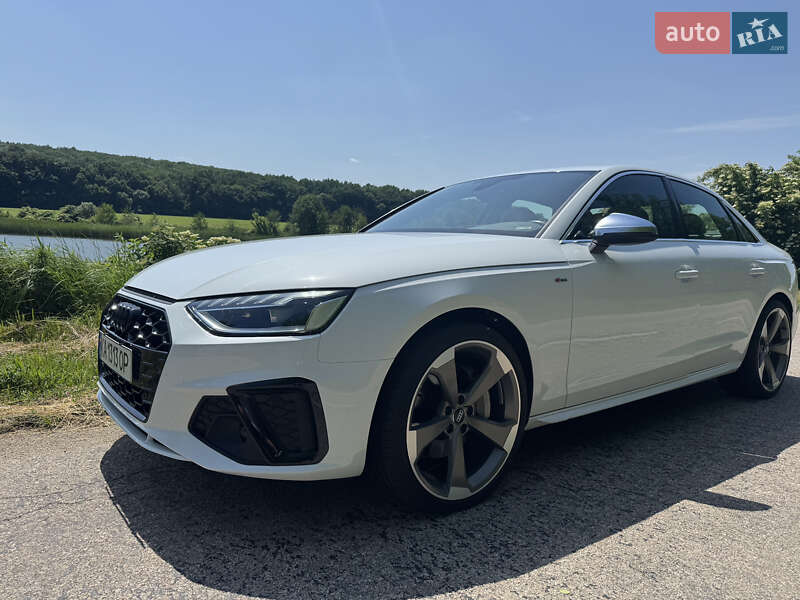 Audi A4 2019