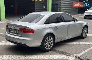 Седан Audi A4 2013 в 