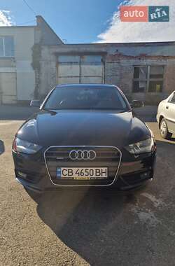Седан Audi A4 2012 в 