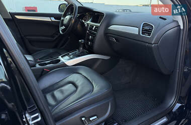 Седан Audi A4 2013 в 