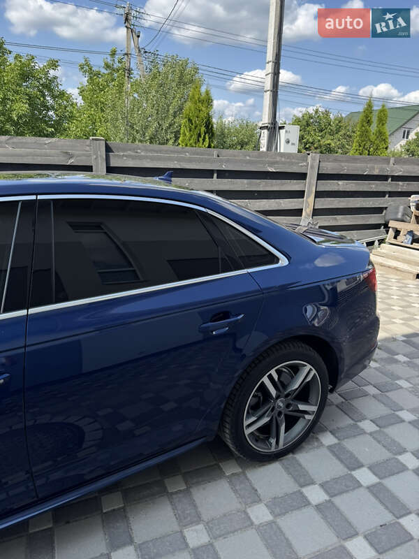Седан Audi A4 2017 в Києві