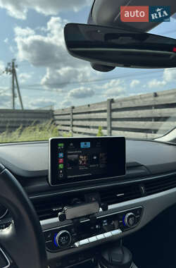 Седан Audi A4 2017 в 