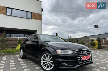 Седан Audi A4 2015 в 