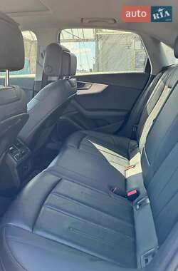 Седан Audi A4 2016 в 