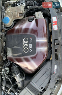 Седан Audi A4 2001 в 