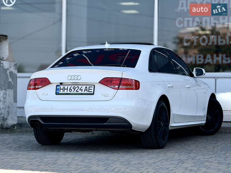 Седан Audi A4 2012 в Одессе