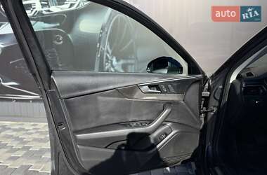 Седан Audi A4 2018 в 