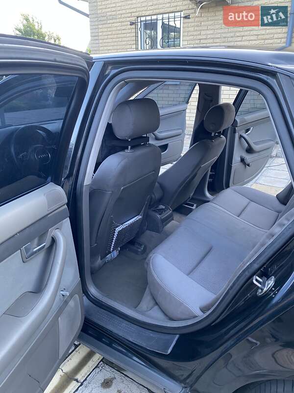 Седан Audi A4 2000 в Каменском