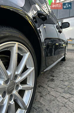 Седан Audi A4 2014 в 