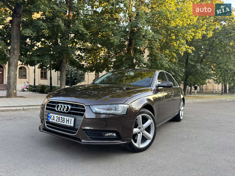 Audi A4 2012