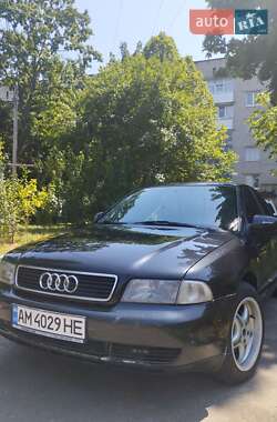 Седан Audi A4 1998 в Житомире