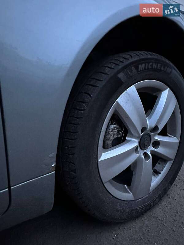 Седан Audi A4 2006 в Житомирі
