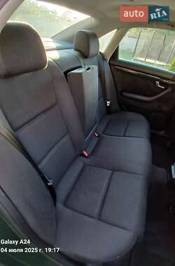 Седан Audi A4 2001 в 