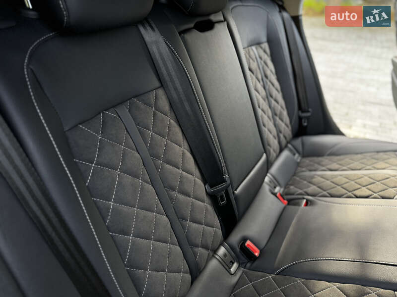 Универсал Audi A4 2021 в Львове