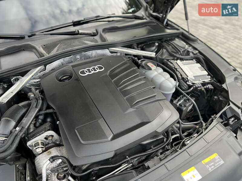 Универсал Audi A4 2021 в Львове