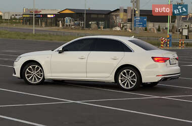 Седан Audi A4 2019 в 