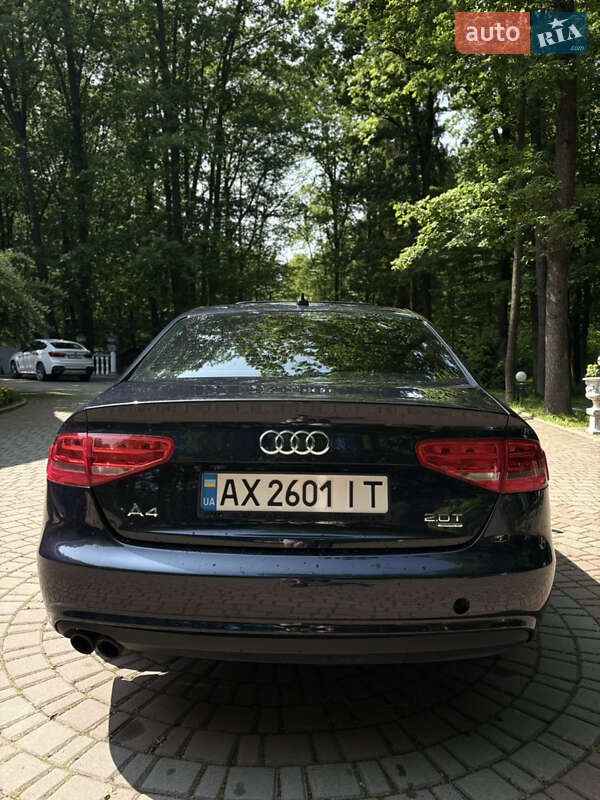 Седан Audi A4 2012 в Богородчанах