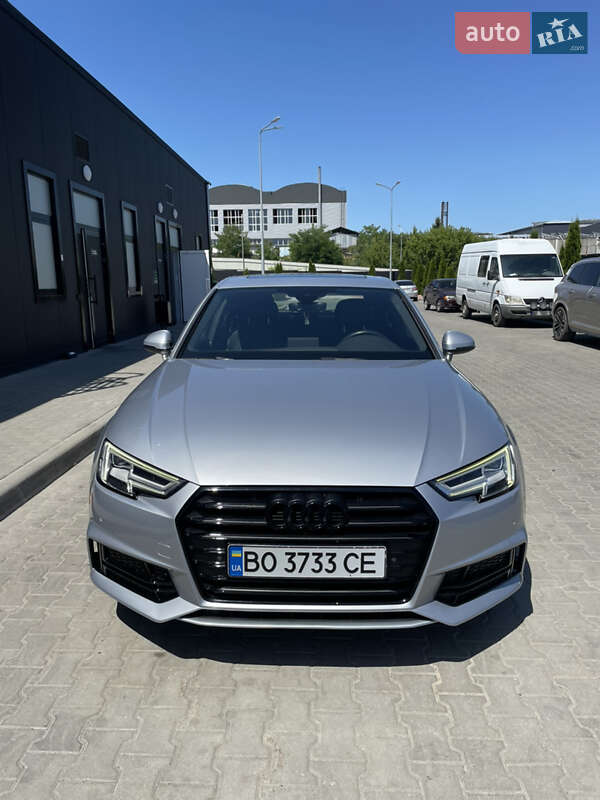 Седан Audi A4 2018 в Тернополе