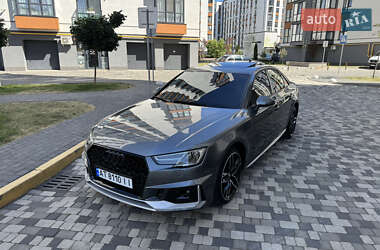 Седан Audi A4 2018 в 