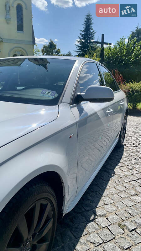 Седан Audi A4 2014 в Фастове