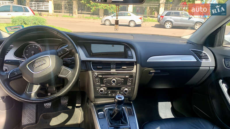 Седан Audi A4 2014 в Фастове