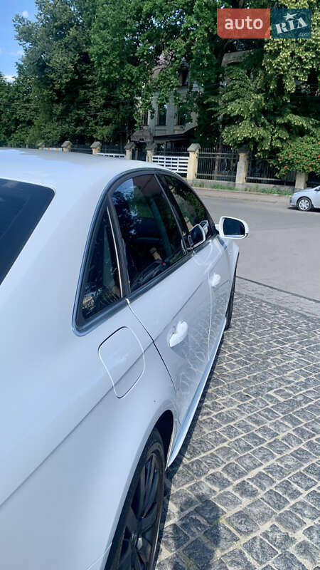 Седан Audi A4 2014 в Фастове