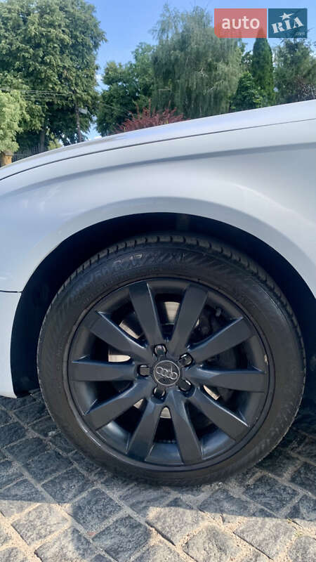 Седан Audi A4 2014 в Фастове
