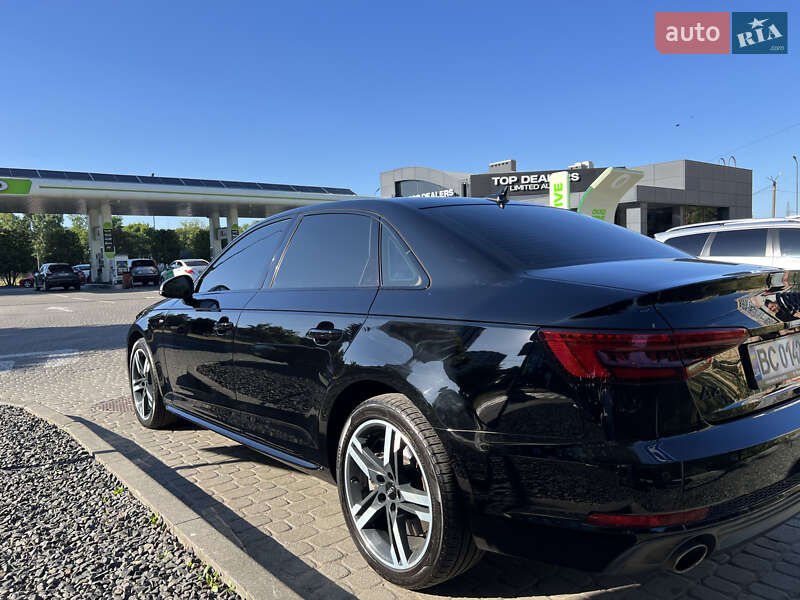 Седан Audi A4 2016 в Львове