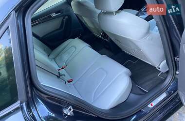 Седан Audi A4 2015 в 