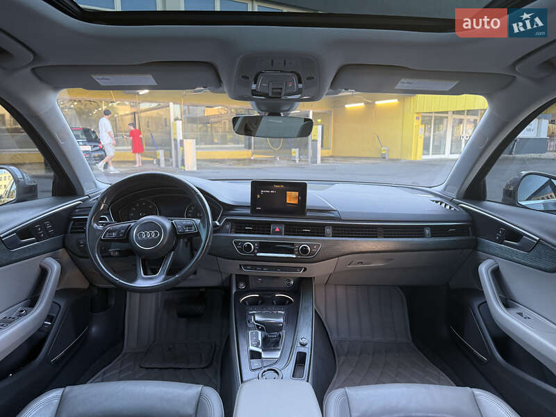 Седан Audi A4 2017 в Ужгороде