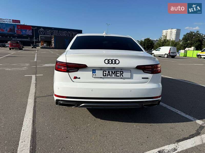 Седан Audi A4 2018 в Києві