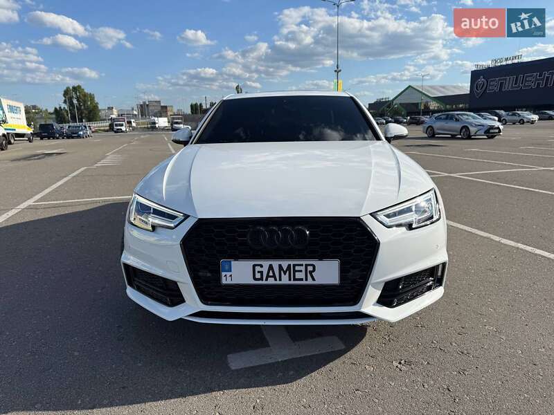 Седан Audi A4 2018 в Києві