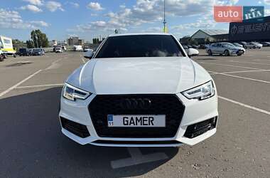 Седан Audi A4 2018 в 