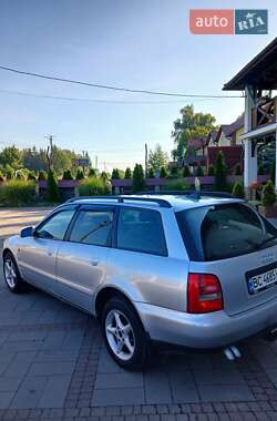 Универсал Audi A4 1996 в 