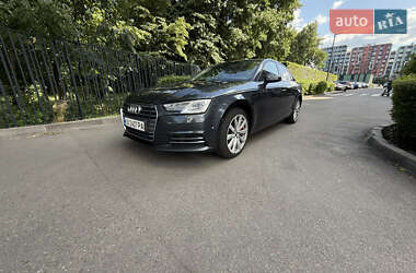 Седан Audi A4 2017 в Киеве