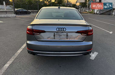 Седан Audi A4 2018 в 