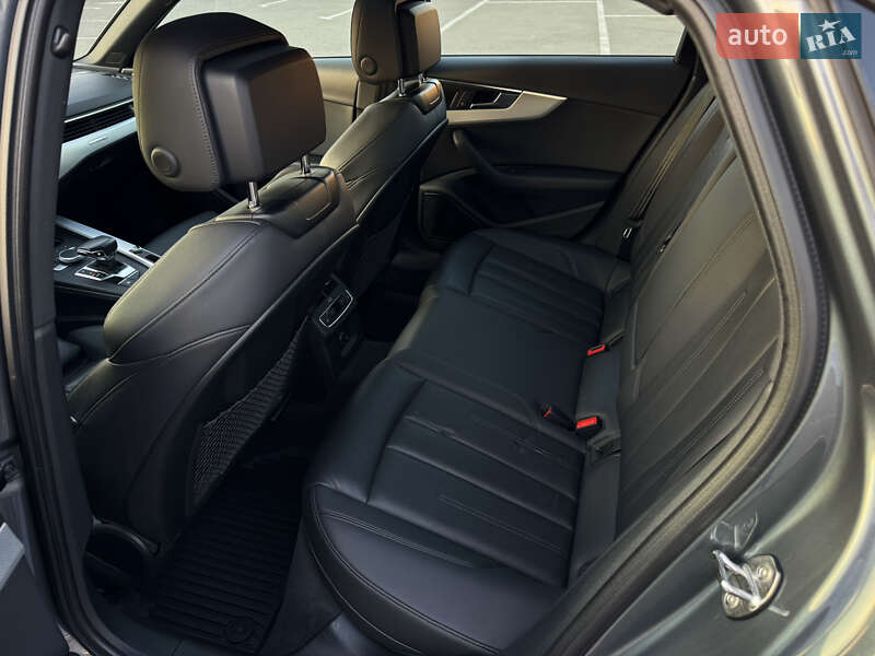 Седан Audi A4 2018 в Киеве