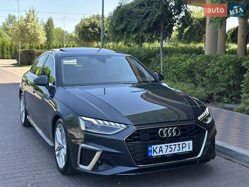 Audi A4 2021