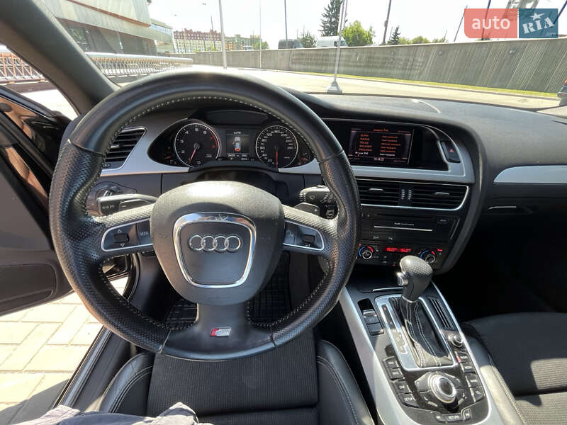 Універсал Audi A4 2010 в Луцьку