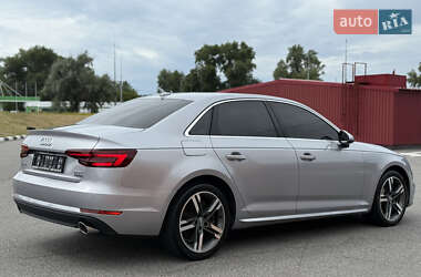 Седан Audi A4 2017 в 