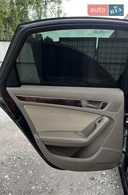 Седан Audi A4 2011 в 